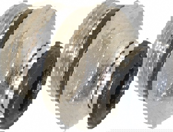 Push-To-Connect Tube to Universal Thread Tube Fitting: Male, Straight, 1/4